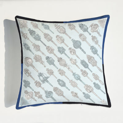 De klantgerichte Marineblauwe Witte Japanse Kussensloop van het het Huwelijksdecor van de Kussendekking