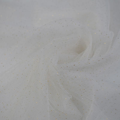 100% nylon Zachte die de Stoffenafwijking van Tulle voor Bruids Huwelijkskleding wordt gebreid