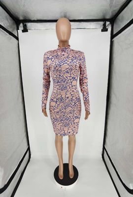 De sexy Strakke Bil met Lange Kokers Hoge Kraag drukte Super Korte Kleding